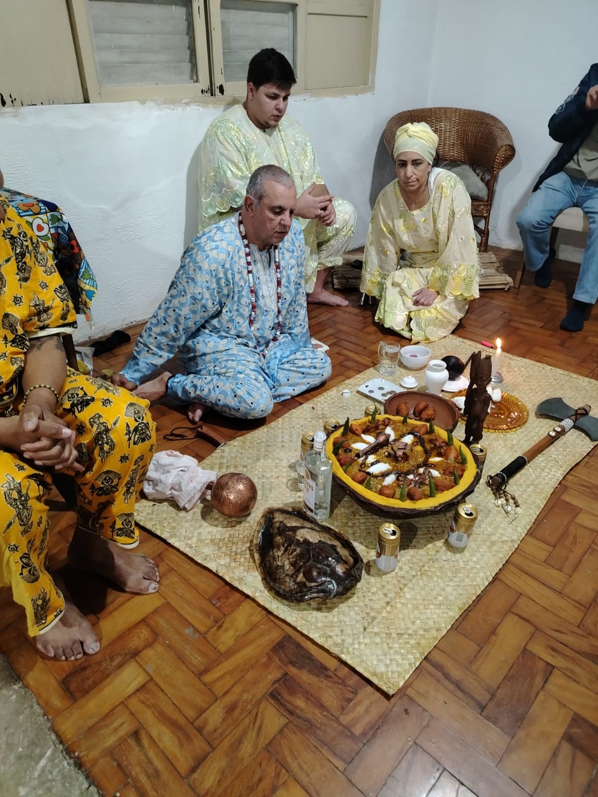 Ritual de ebó conduzido por Baba Ifalana no terreiro